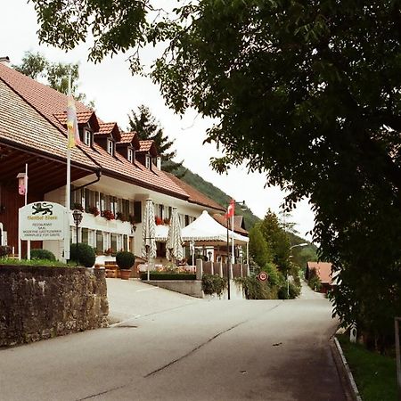 Wisen Gasthof Loewen מראה חיצוני תמונה